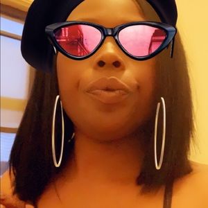 Meet your Posher, Myisha